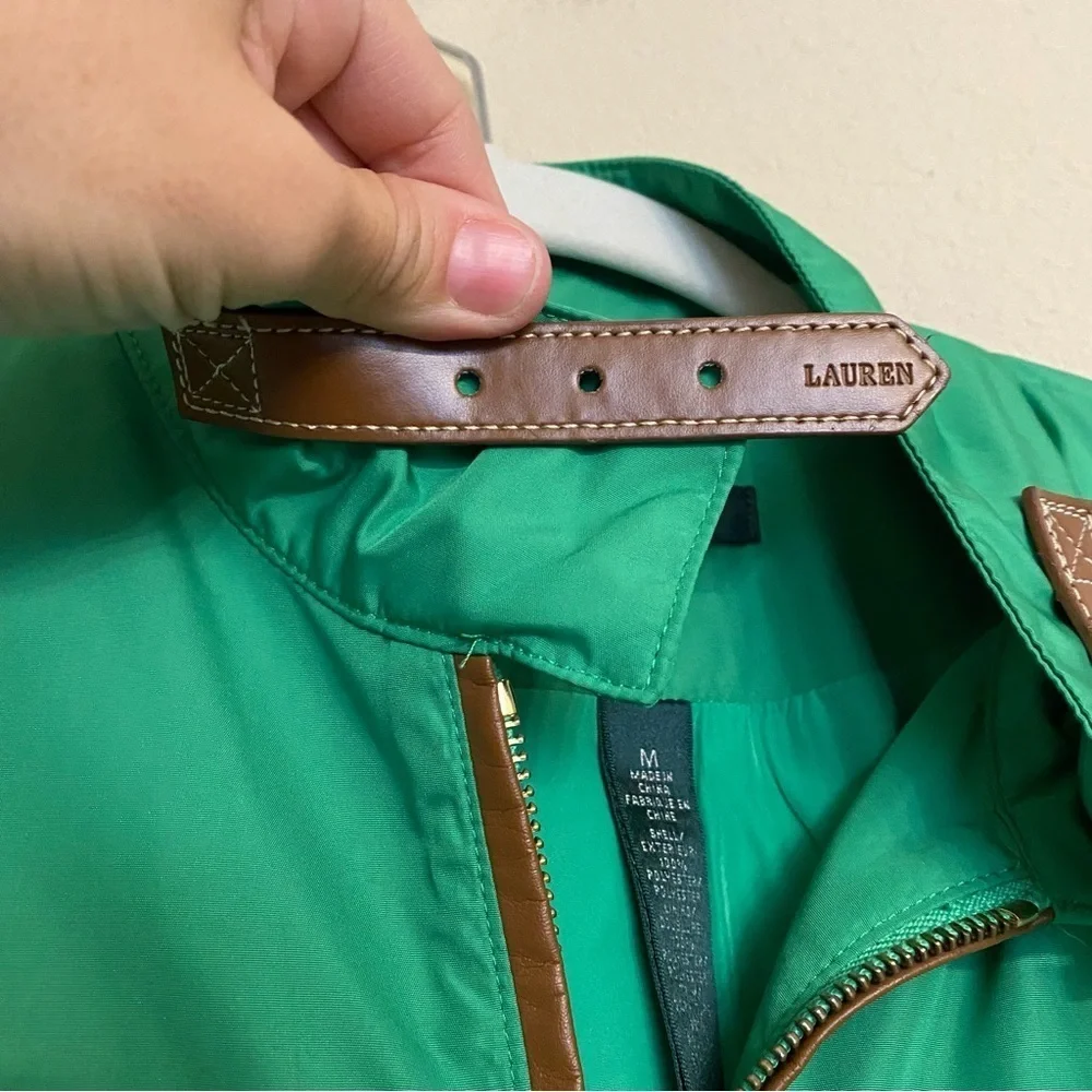 LAUREN Ralph Lauren Lightweight Jacket Buckle Collar Mockneck Size Medium Preppy